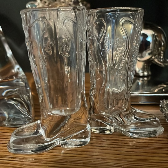 Pair of Boots Shot Glasses - Picture 3 of 6
